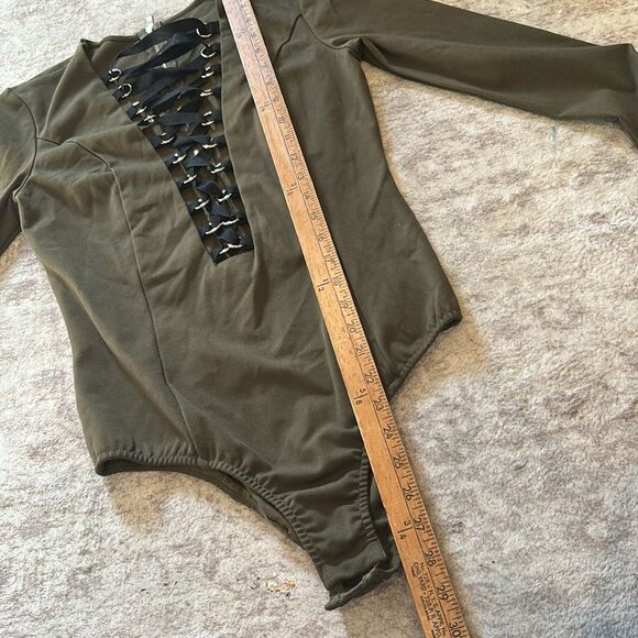 NUDE Green Bodysuit One Piece Fitted Design large - Picture 6 of 7